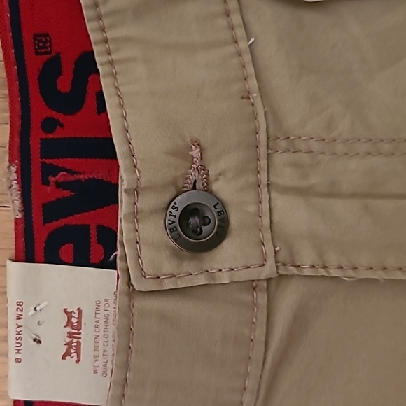 LEVIS YOUTH BOYS KAKHI RELAXED FIT CARGO SHORTS SIZE 8 HUSKY 28W - Picture 7 of 11